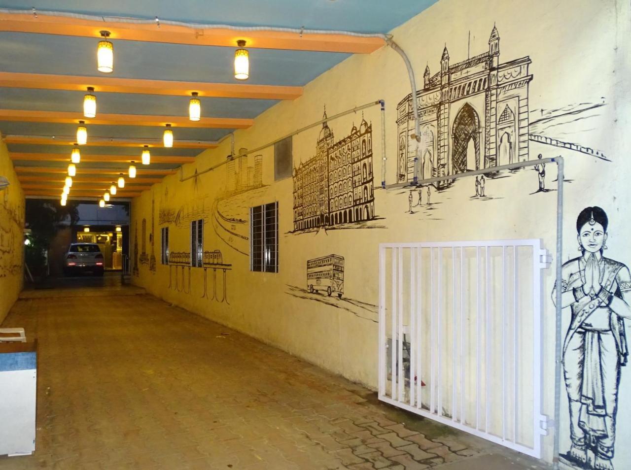 Sunshine Backpackers, Airport Hostel Mumbai Luaran gambar