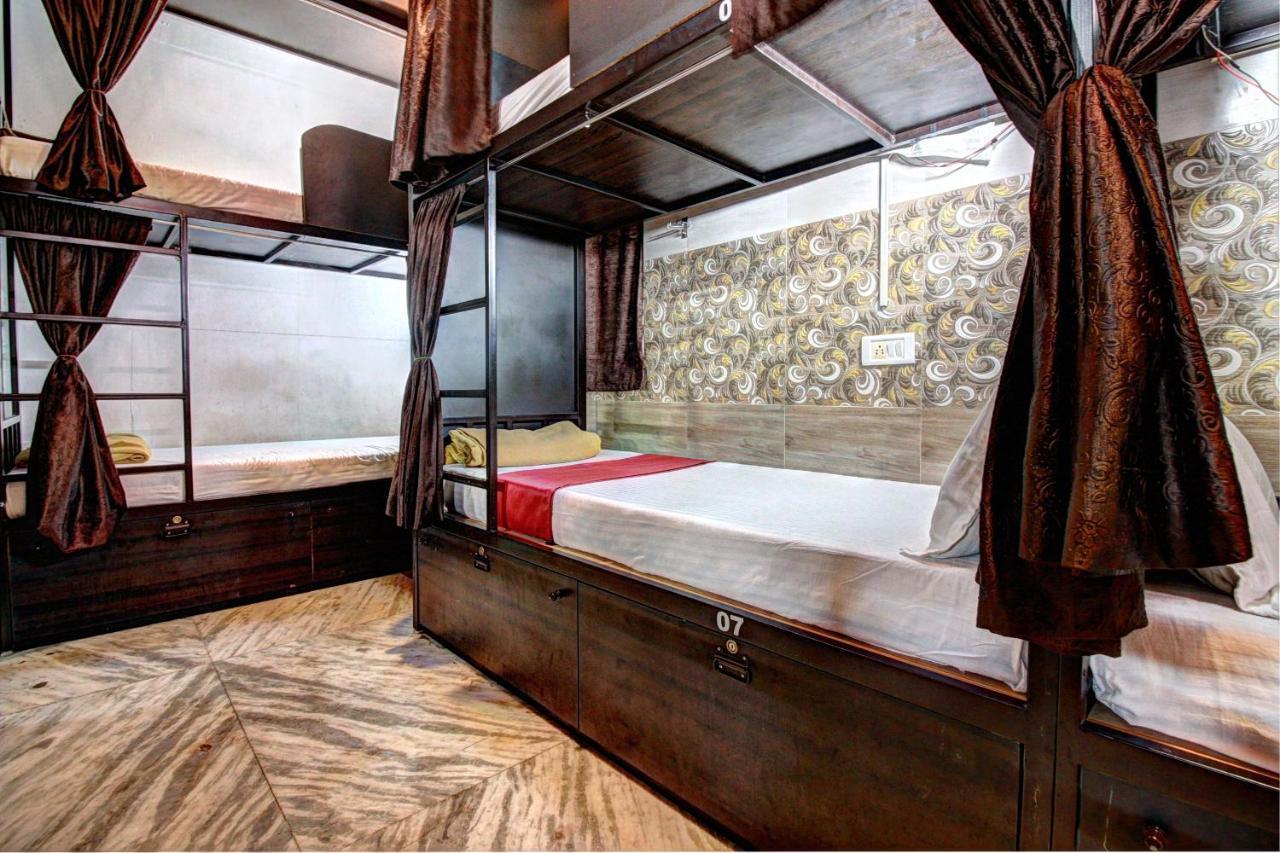 Sunshine Backpackers, Airport Hostel Mumbai Luaran gambar